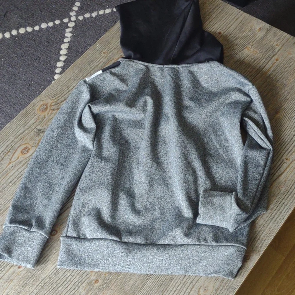 Sweatshirt - Picture 4 of 5